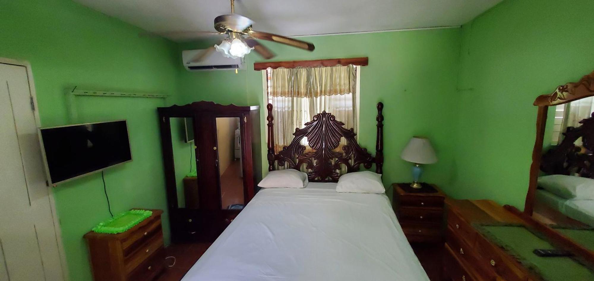 Little Shaw Park Guest House Ocho Rios Ngoại thất bức ảnh