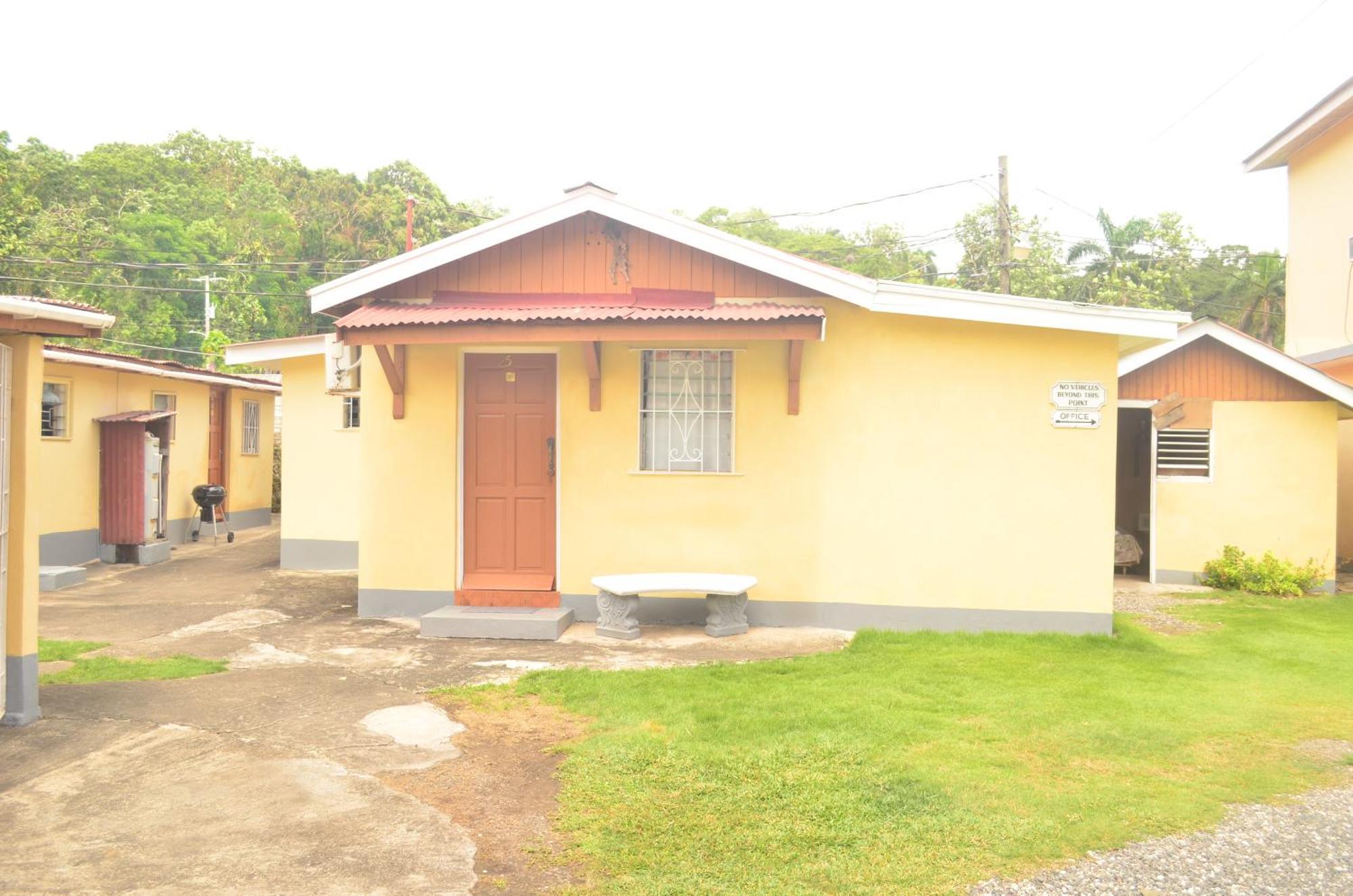 Little Shaw Park Guest House Ocho Rios Ngoại thất bức ảnh