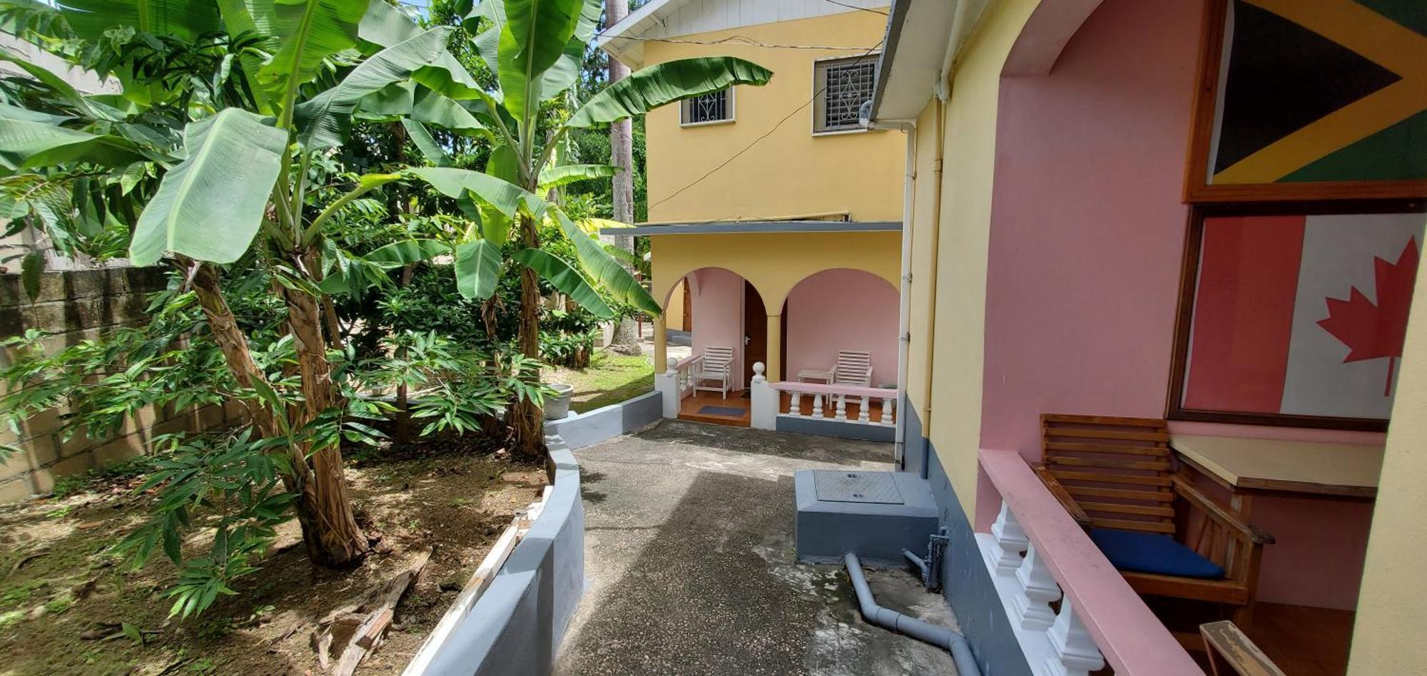 Little Shaw Park Guest House Ocho Rios Ngoại thất bức ảnh