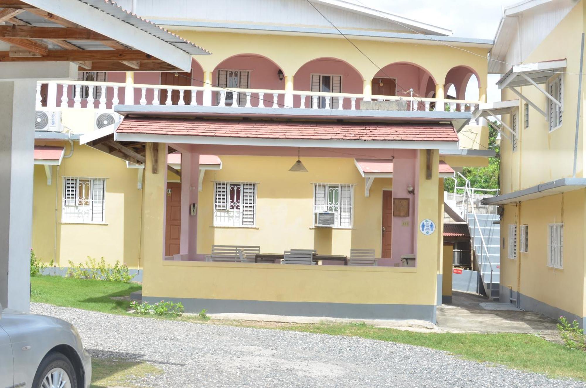 Little Shaw Park Guest House Ocho Rios Ngoại thất bức ảnh