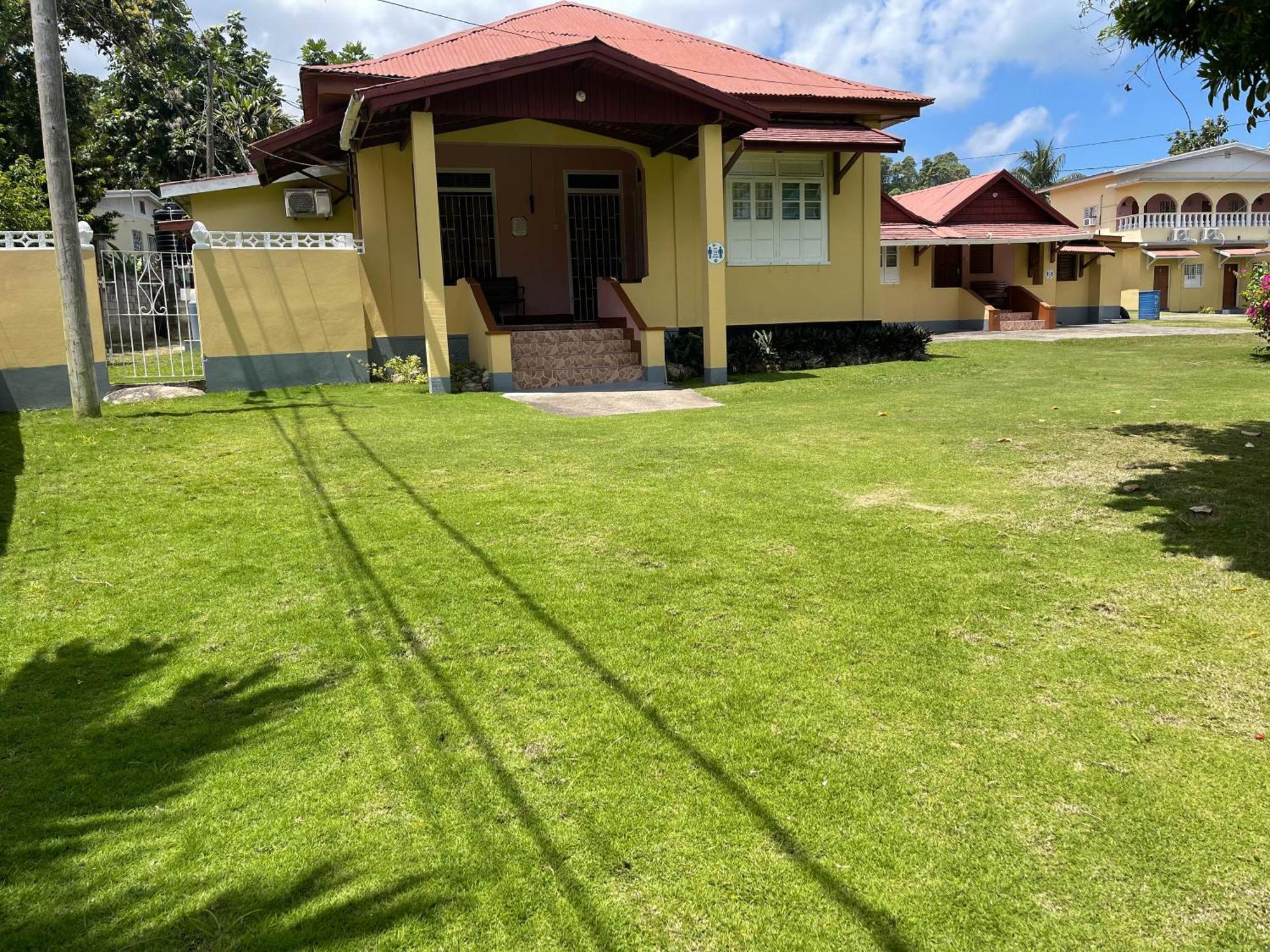 Little Shaw Park Guest House Ocho Rios Ngoại thất bức ảnh