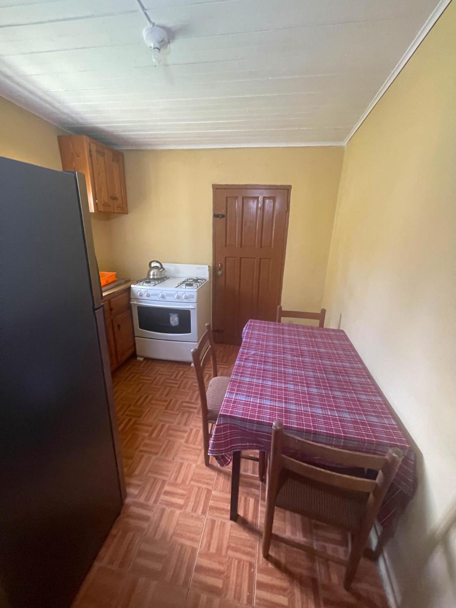 Little Shaw Park Guest House Ocho Rios Ngoại thất bức ảnh