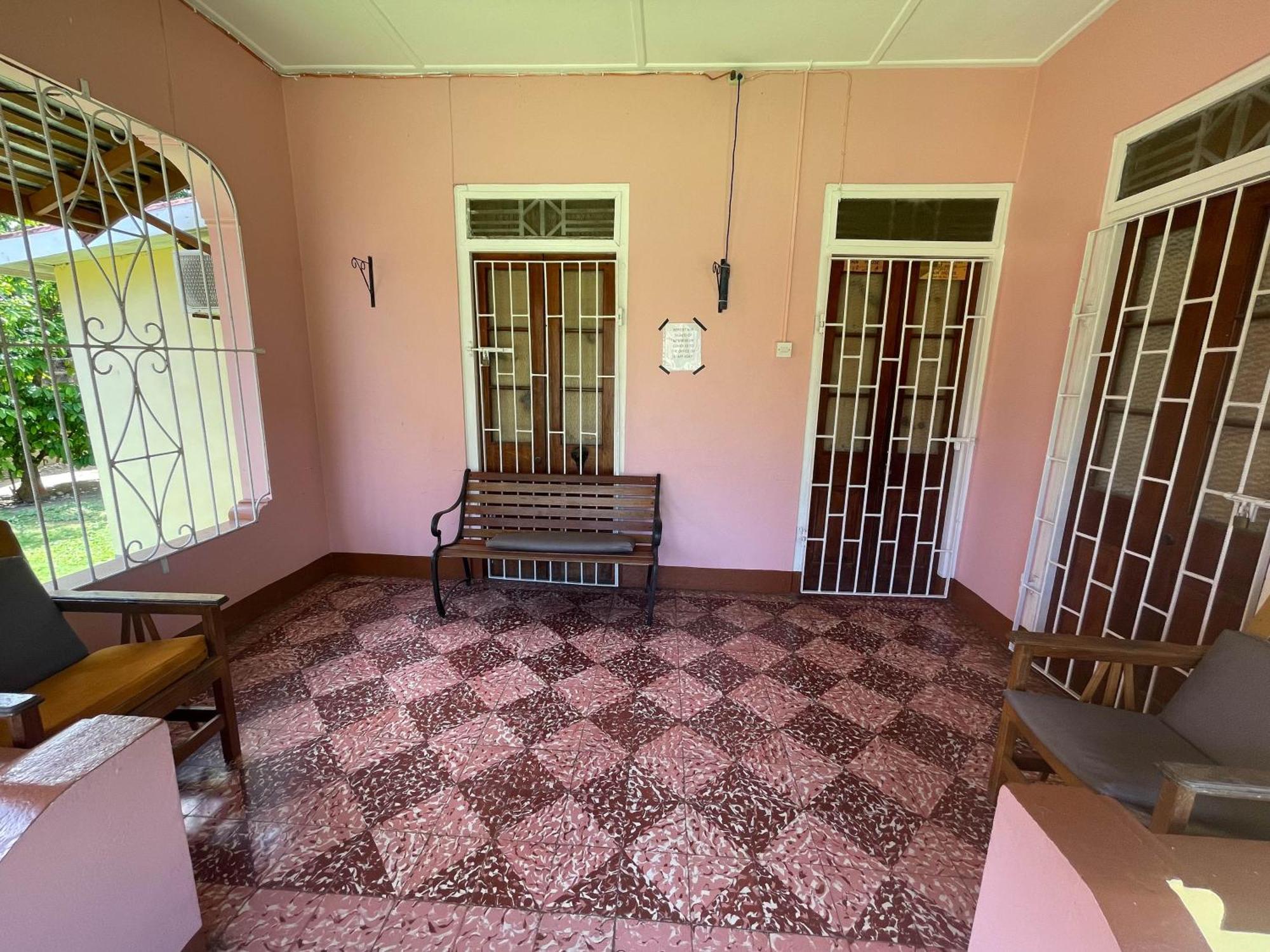 Little Shaw Park Guest House Ocho Rios Ngoại thất bức ảnh